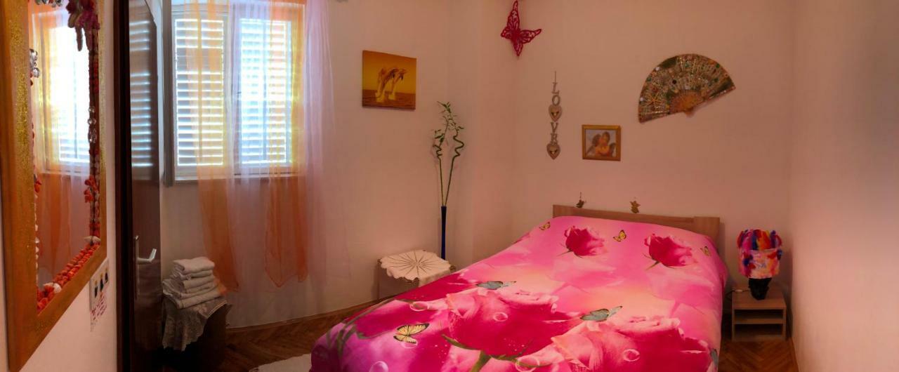 Guest House San Nikola Stari Grad  Exterior foto