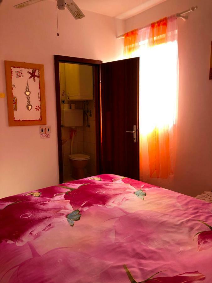 Guest House San Nikola Stari Grad  Exterior foto