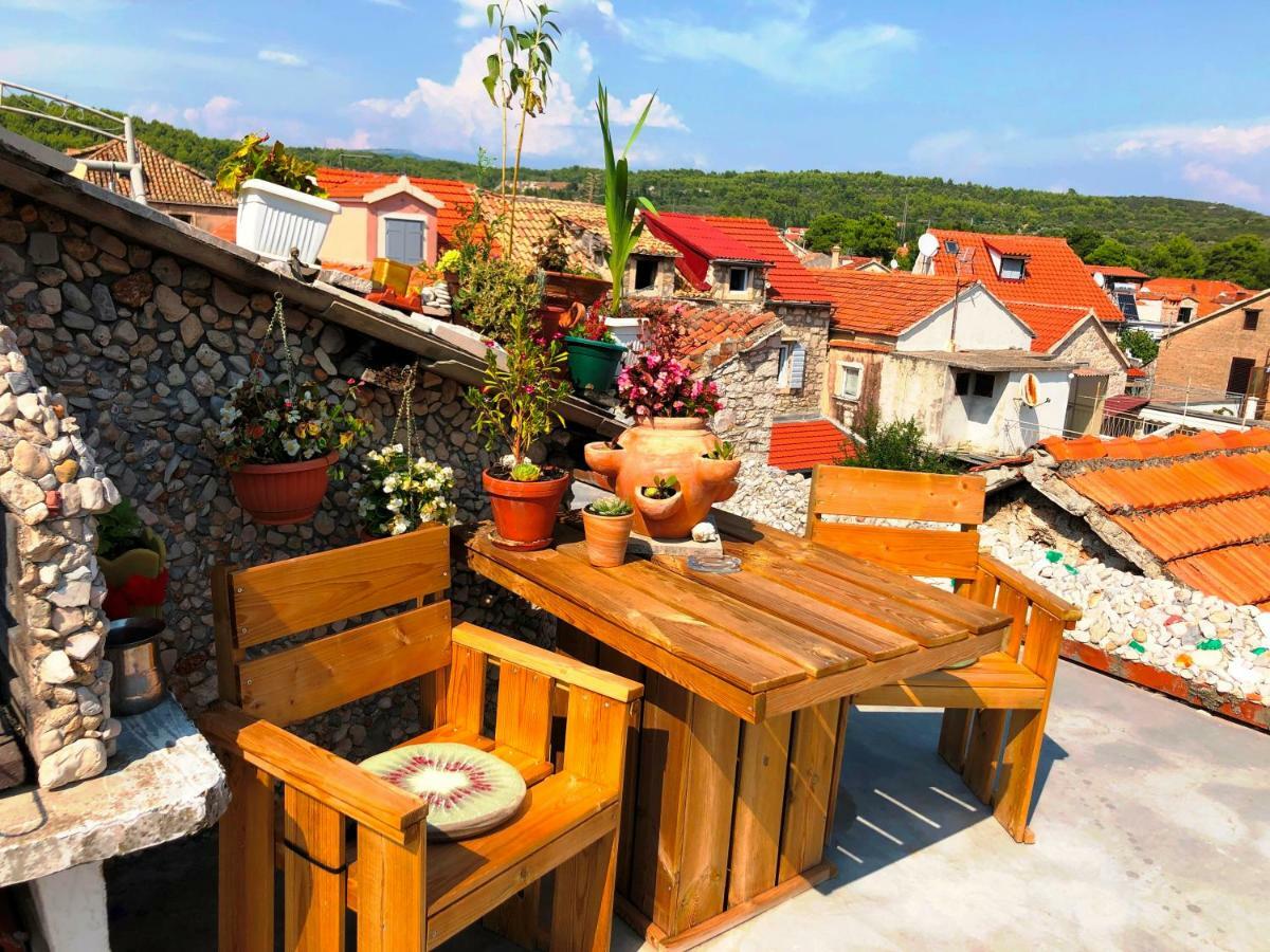 Guest House San Nikola Stari Grad  Exterior foto